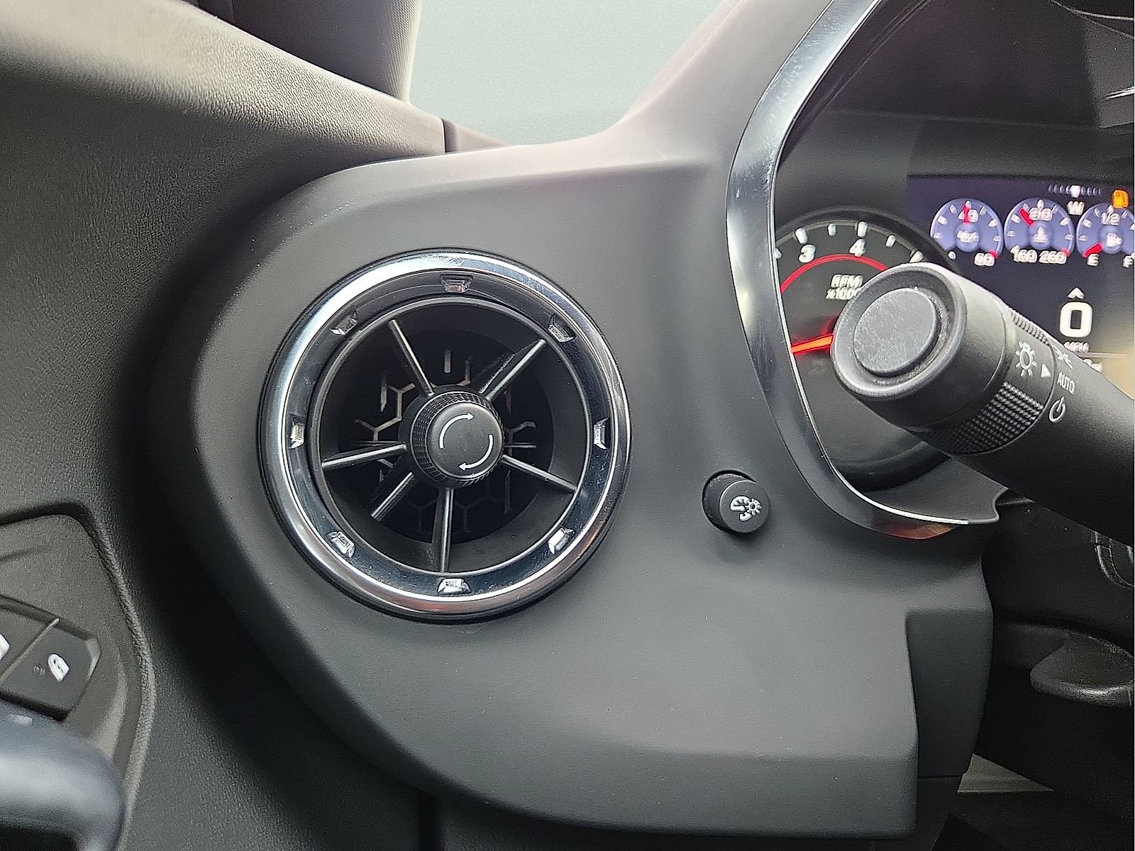 Certified 2022 Chevrolet Camaro SS RWD image 22