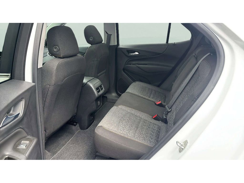 Used 2023 Chevrolet Equinox LT AWD/4WD image 12