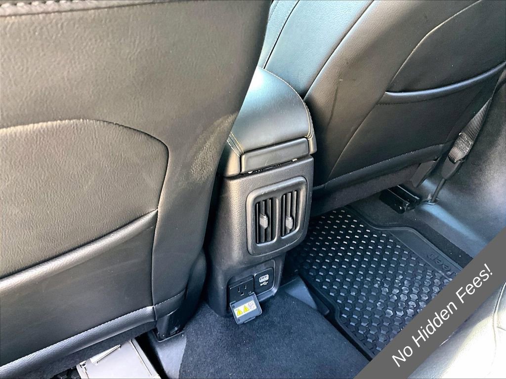 Used 2018 Jeep Compass Latitude w/ Popular Equipment Group AWD/4WD image 29