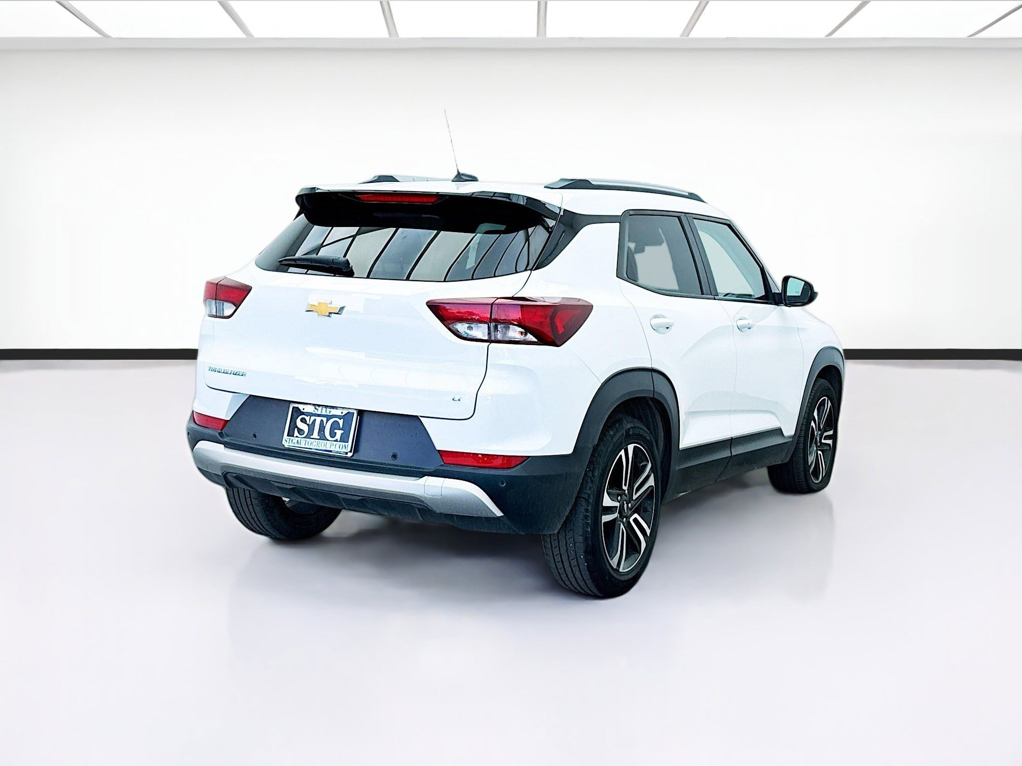 Used 2024 Chevrolet TrailBlazer LT w/ LT Cold Weather Package image 4