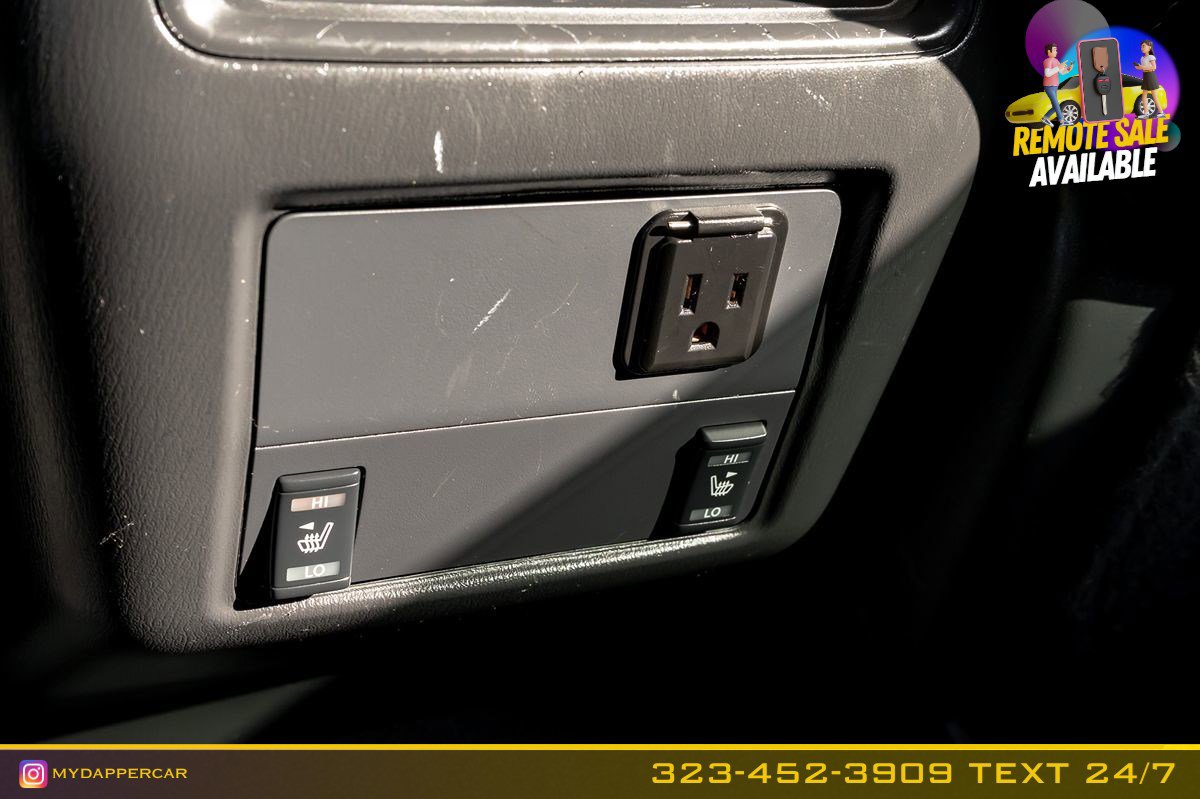 Used 2017 Nissan Pathfinder SL w/ SL Tech Package image 13