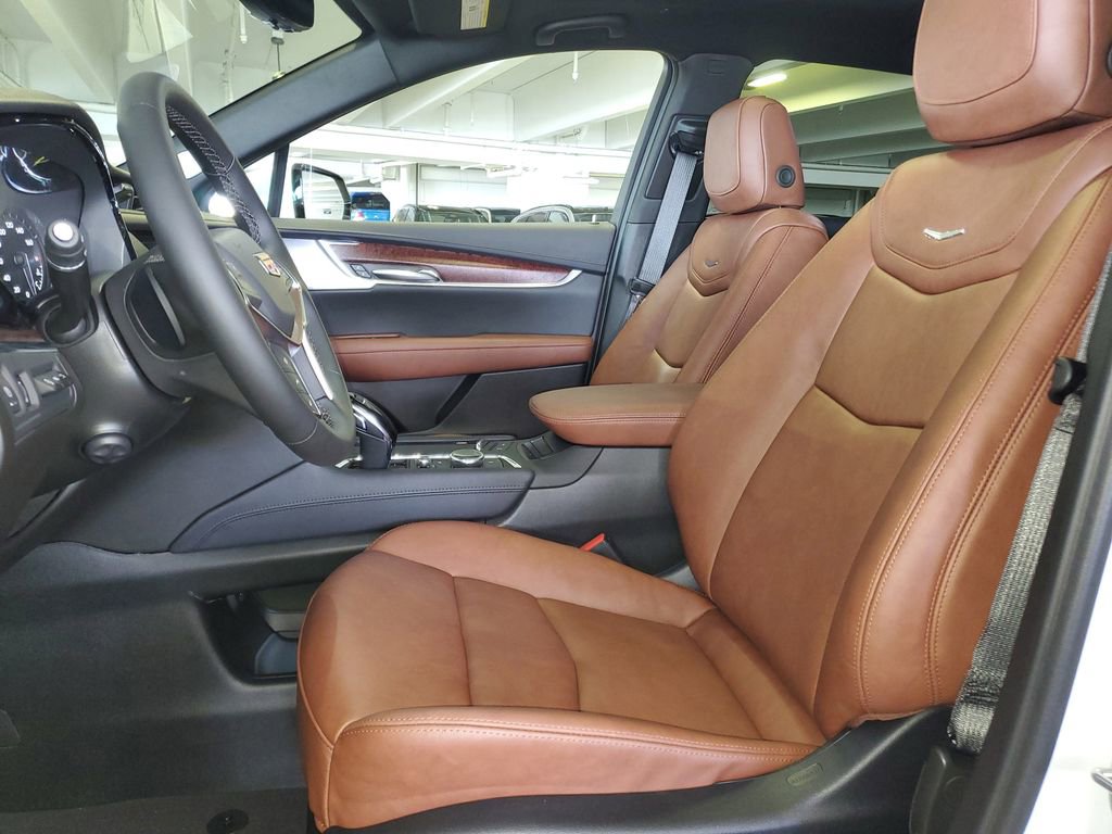 New 2026 Cadillac XT5 Premium Luxury FWD image 16