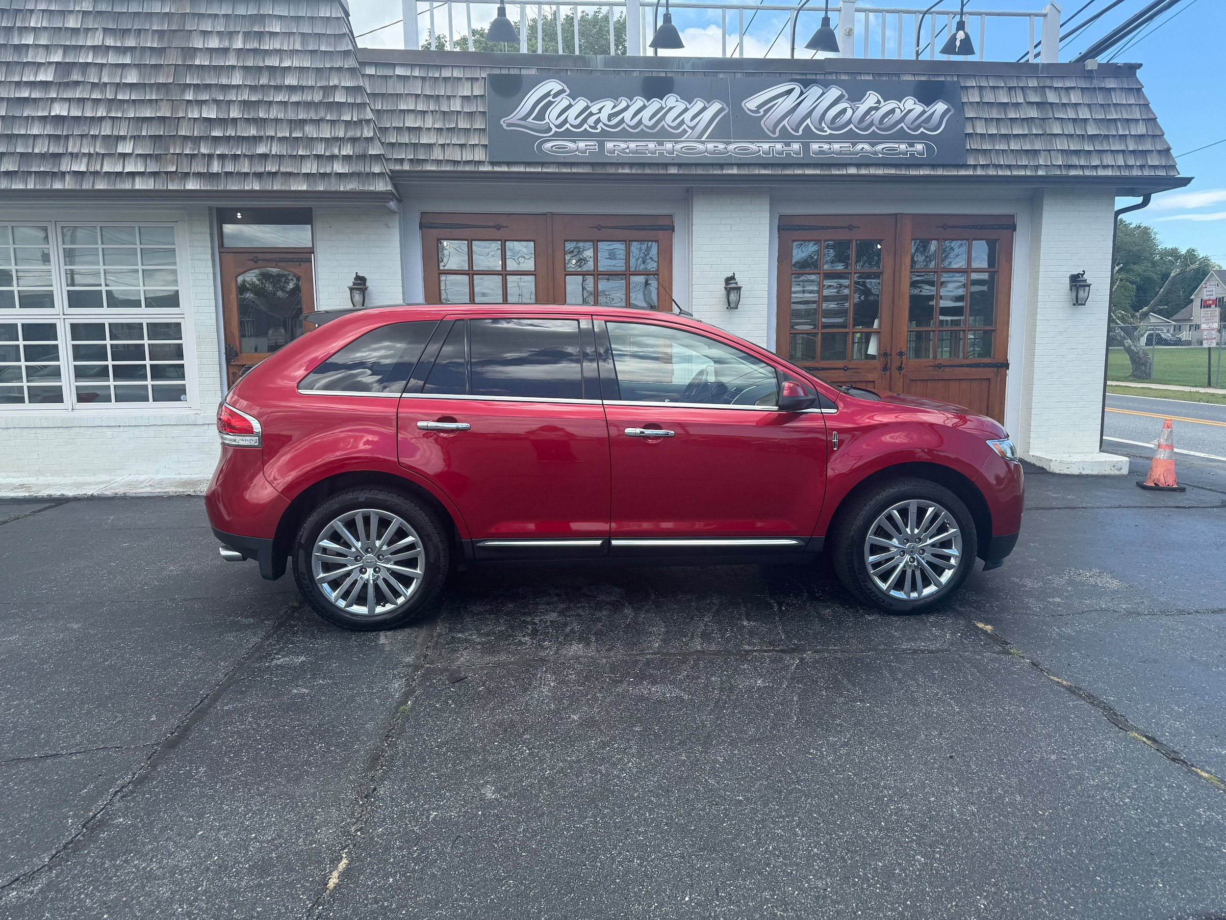 Used 2011 Lincoln MKX AWD w/ 102A Rapid Spec Order Code