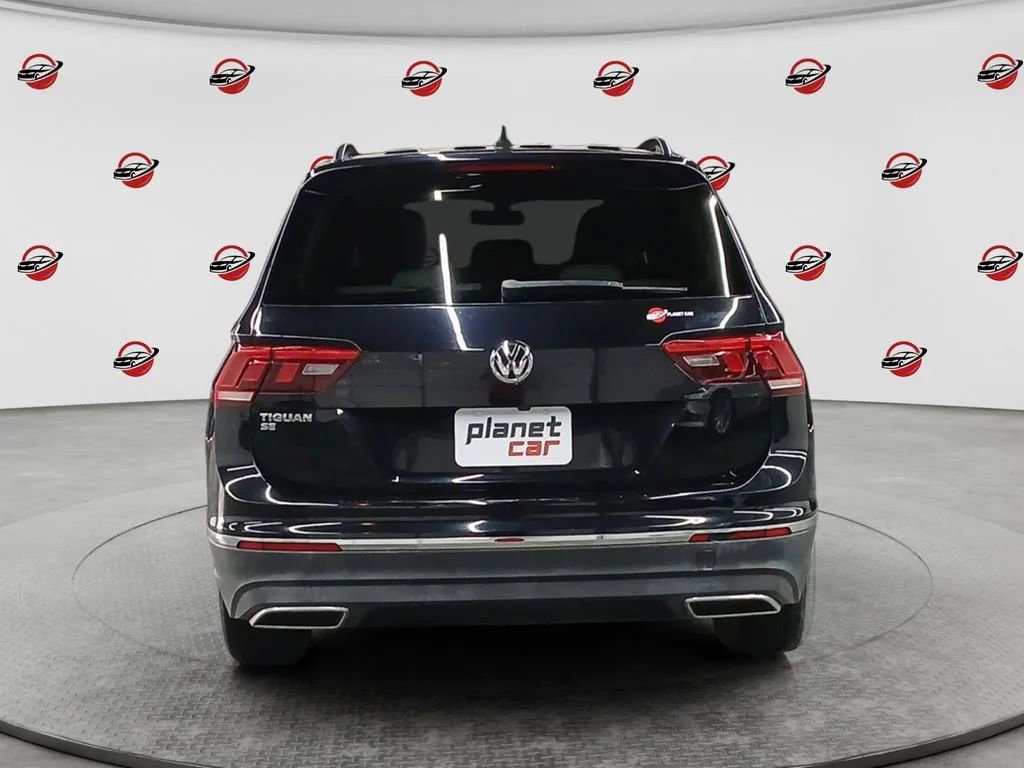 Used 2020 Volkswagen Tiguan SE w/ Panoramic Sunroof Package FWD image 4