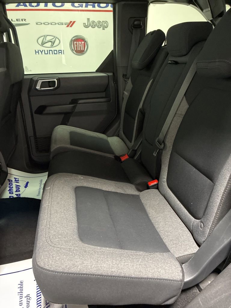 Used 2025 Ford Bronco Big Bend image 23