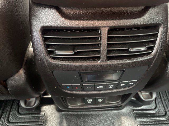 Used 2020 Acura MDX w/ Technology Package AWD/4WD image 36