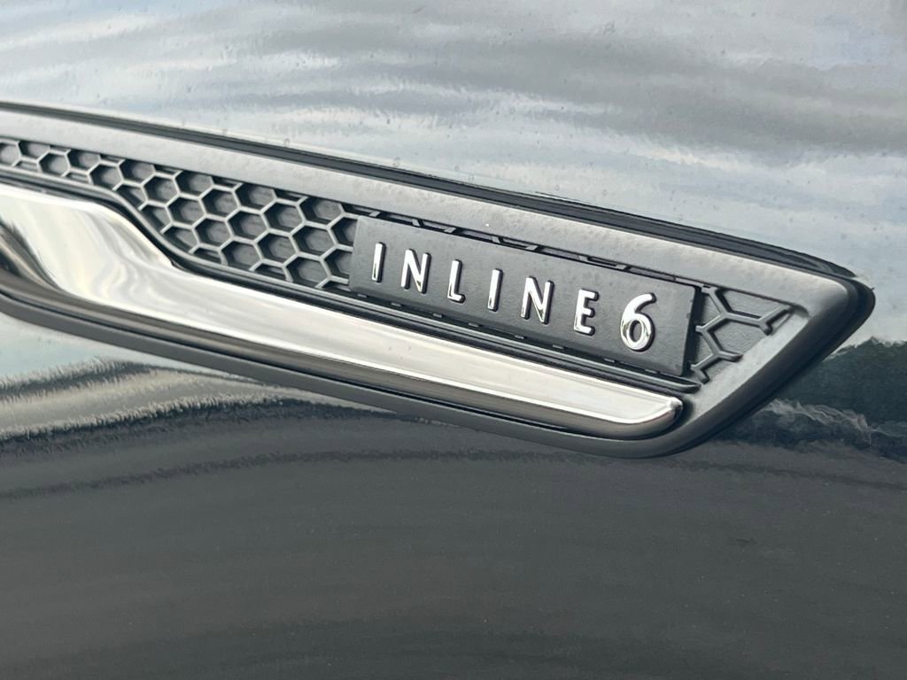 Used 2025 MAZDA CX-90 3.3 Turbo w/ Premium Sport Pkg image 9