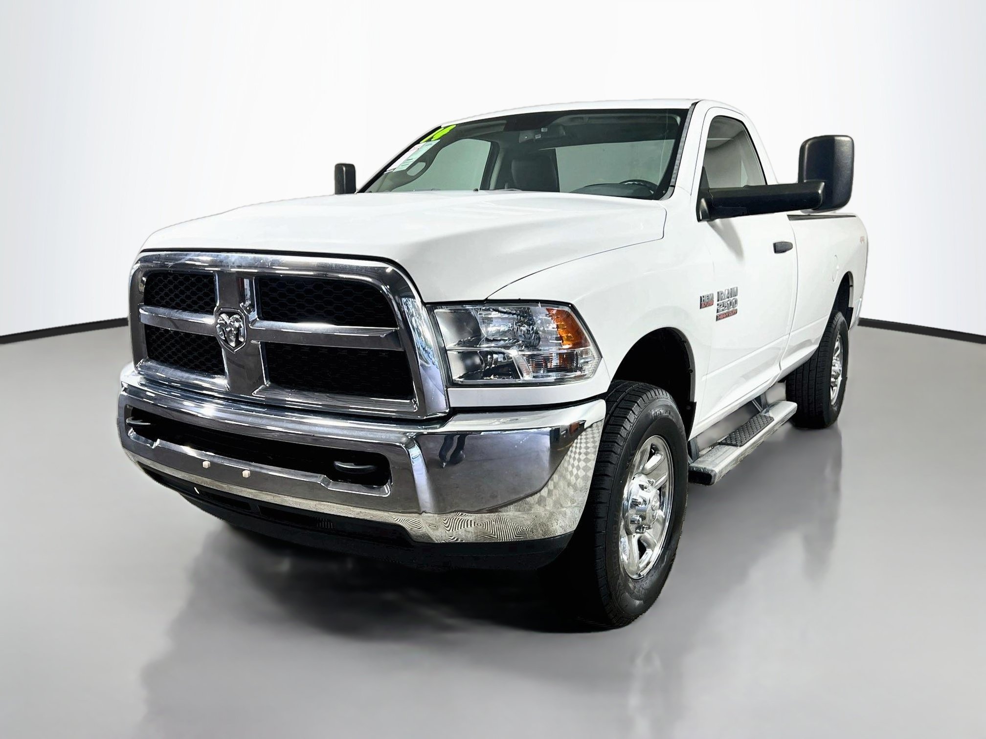 Used 2014 RAM 2500 Tradesman w/ Chrome Appearance Group AWD/4WD image 10