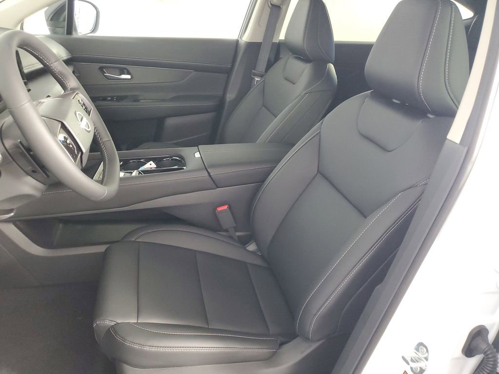 New 2025 Nissan Murano SV w/ Cargo Package image 12