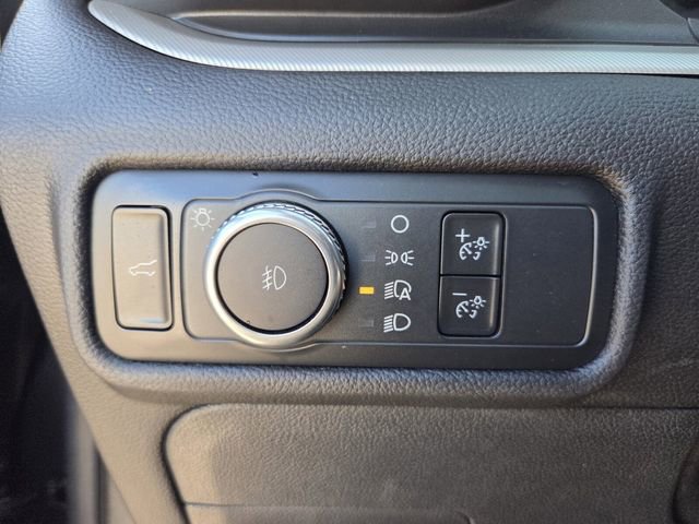 Certified 2022 Ford Explorer XLT w/ Equipment Group 202A image 24