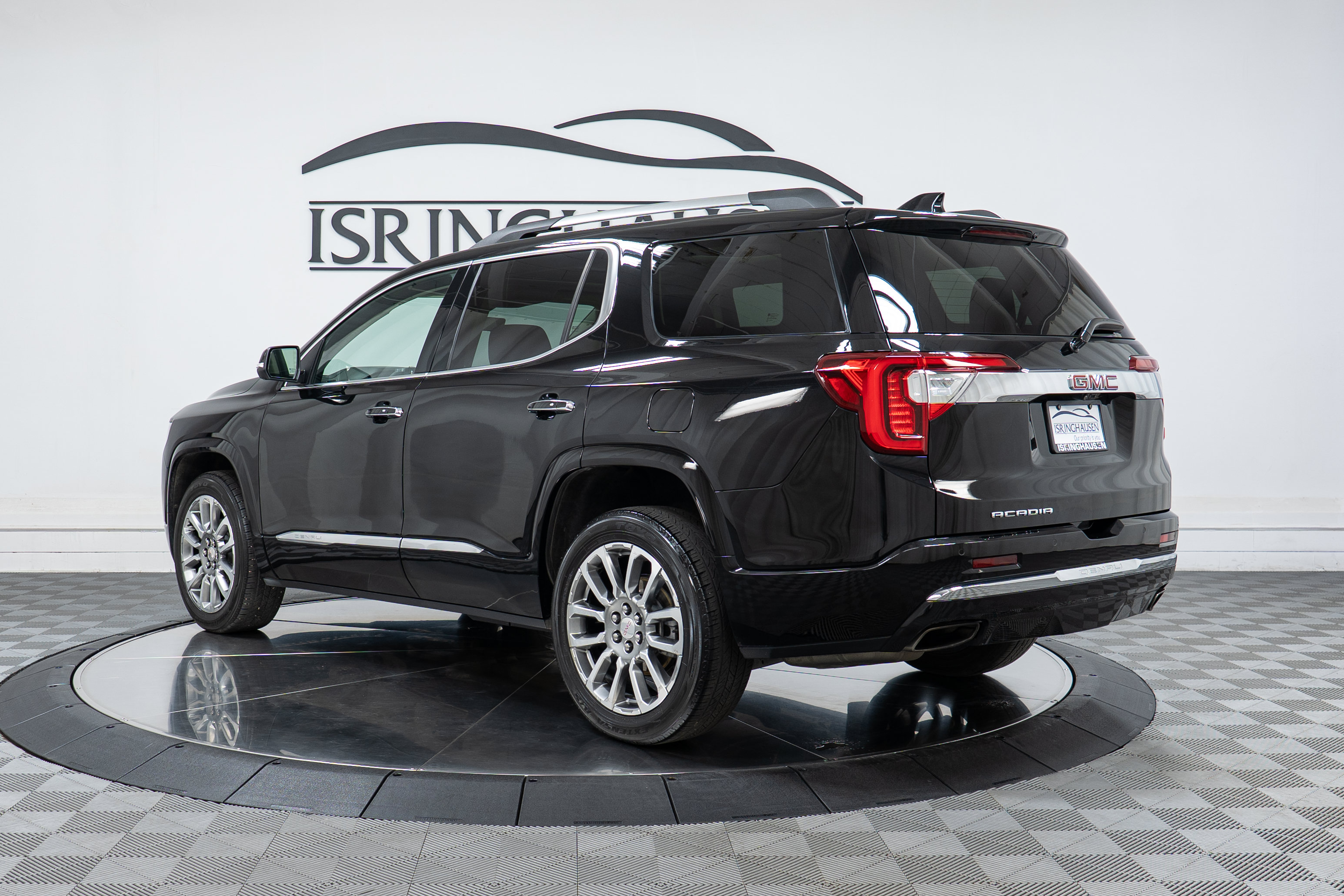 Used 2023 GMC Acadia Denali w/ Denali Ultimate Package FWD image 7