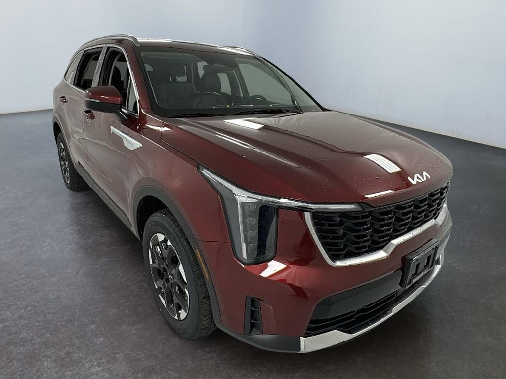 New 2025 Kia Sorento S