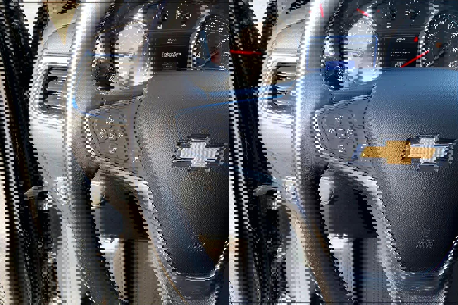 Used 2019 Chevrolet Equinox LT image 22