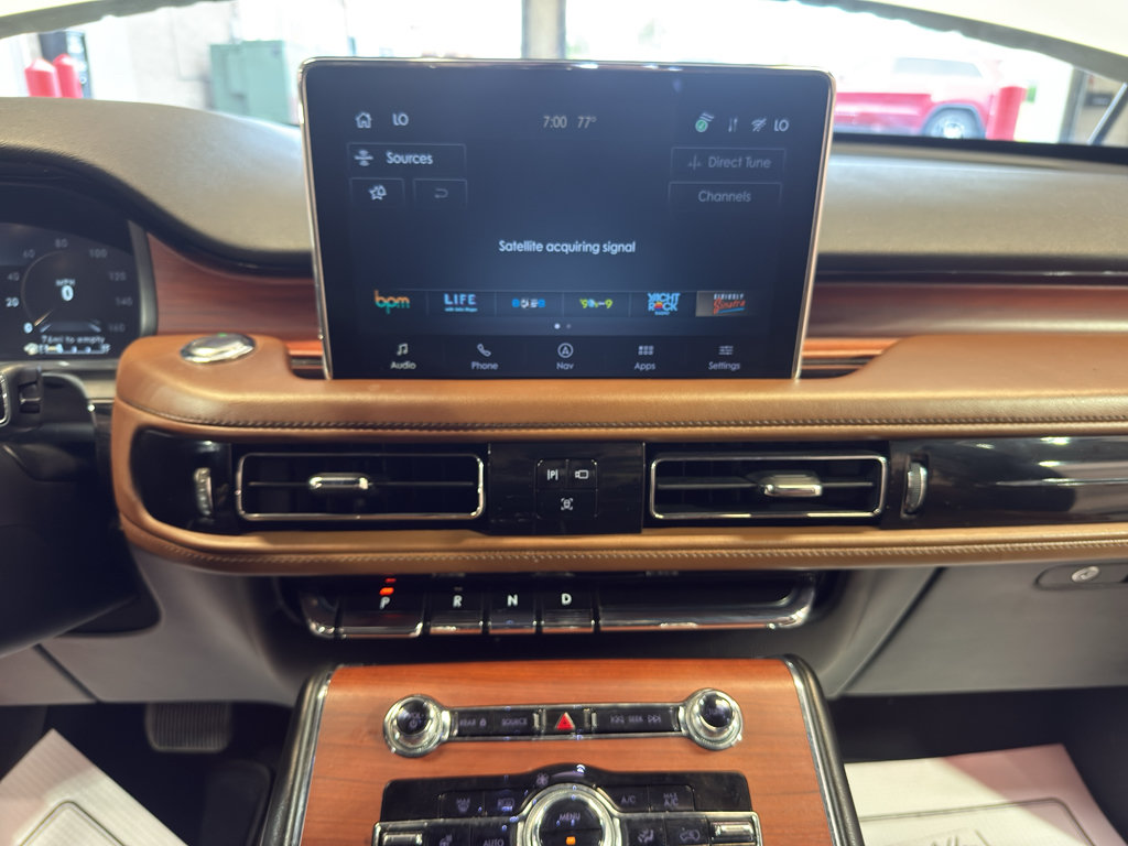 Used 2021 Lincoln Aviator Reserve AWD/4WD image 20