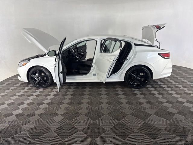 Used 2021 Nissan Sentra SR FWD image 9