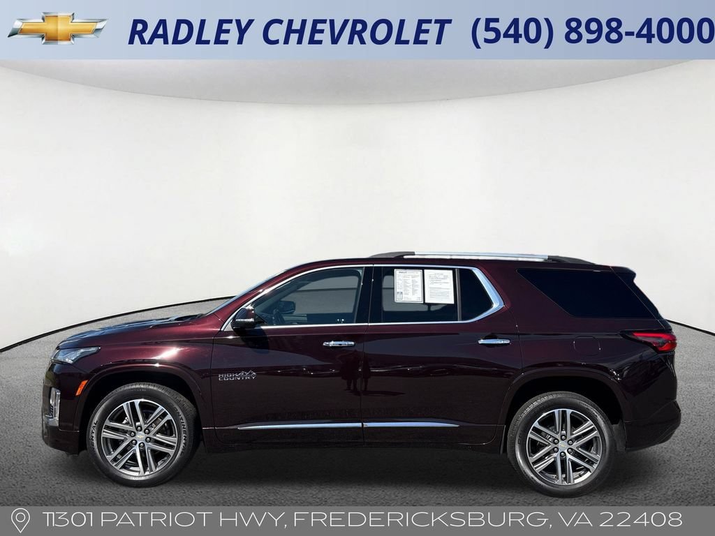 Used 2023 Chevrolet Traverse High Country w/ LPO, Cargo Package AWD/4WD image 18