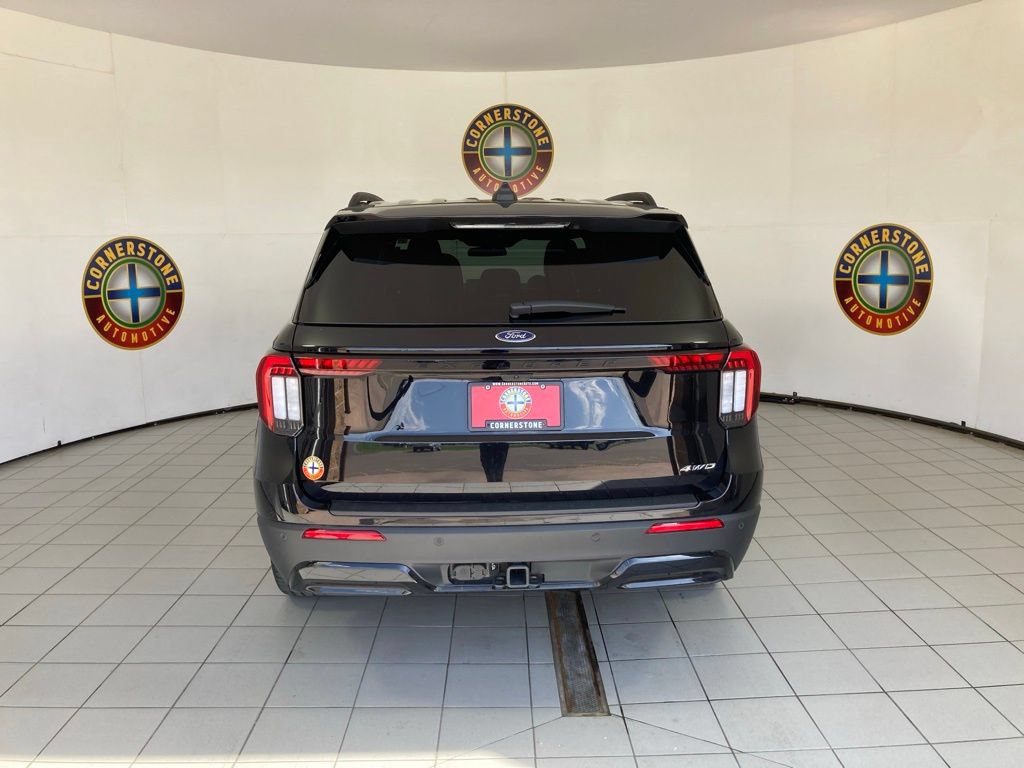 Used 2025 Ford Explorer ST-Line w/ ST-Line Street Pack AWD/4WD image 23