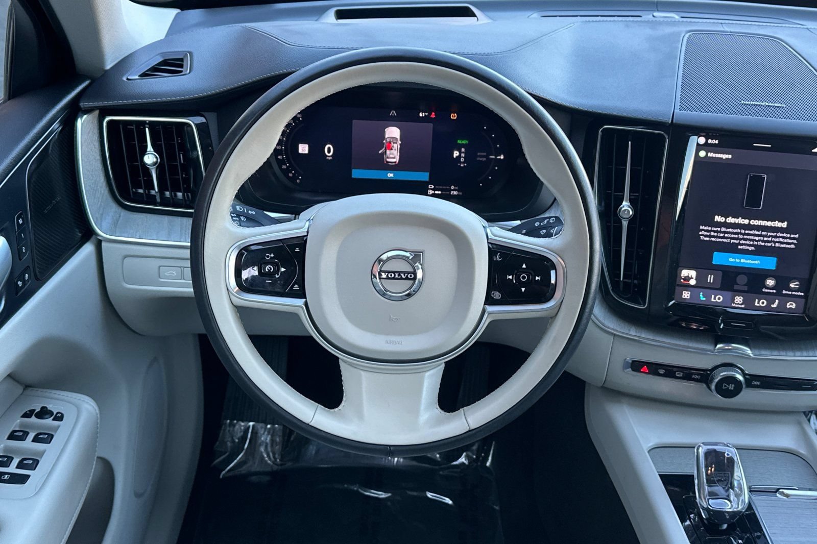 Certified 2024 Volvo XC60 T8 Ultimate w/ Protection Package Premier AWD/4WD image 17