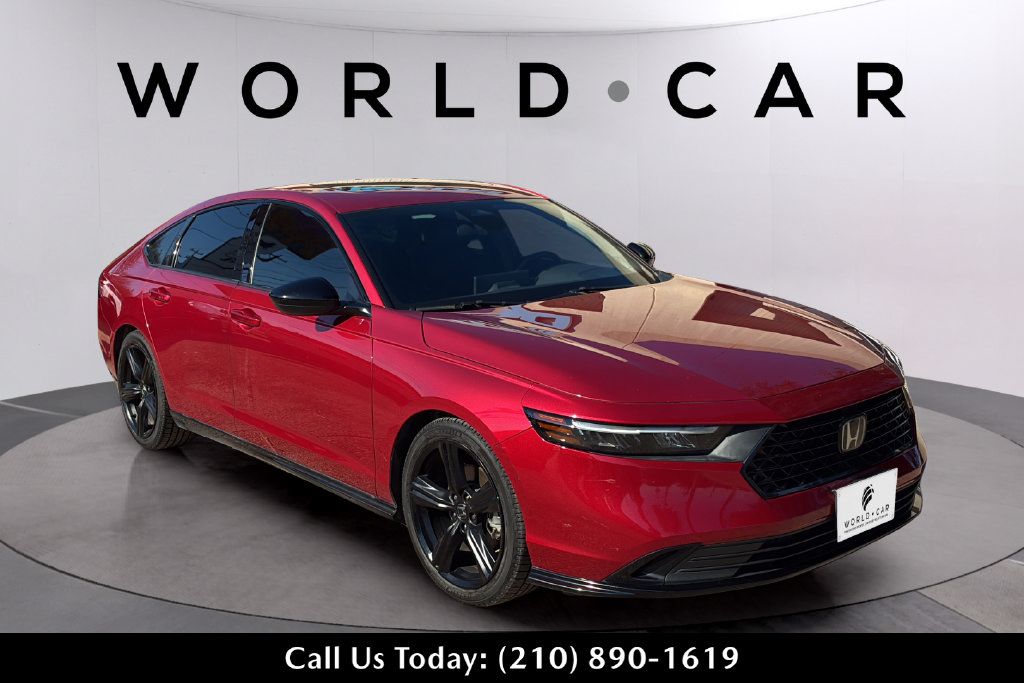 Used 2024 Honda Accord Sport image 2