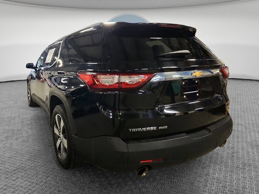 Used 2020 Chevrolet Traverse LT w/ LT Premium Package image 6