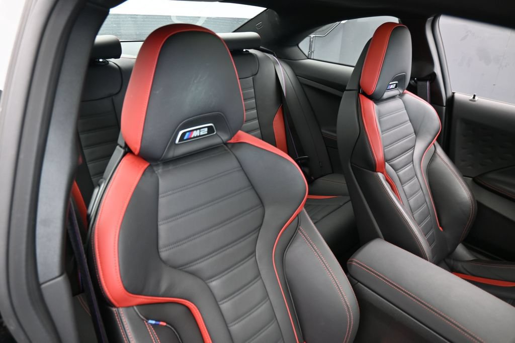 Used 2026 BMW M2 w/ Lighting Package RWD image 37
