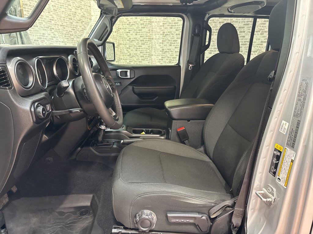 Used 2023 Jeep Wrangler Willys image 23
