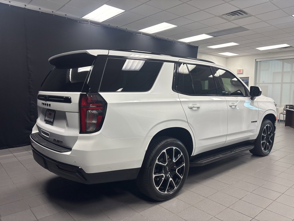 Used 2024 Chevrolet Tahoe RST image 3