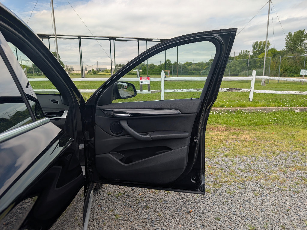 Used 2019 BMW X1 sDrive28i FWD image 13