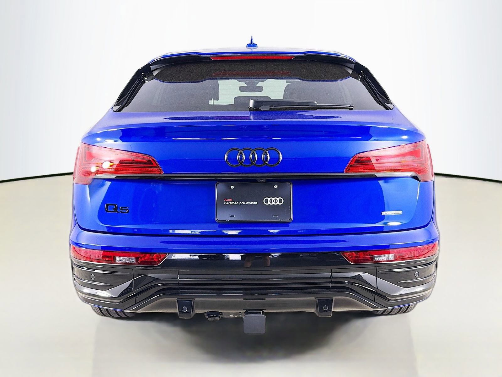 Certified 2025 Audi Q5 2.0T Premium Plus w/ Premium Plus Package AWD/4WD image 6