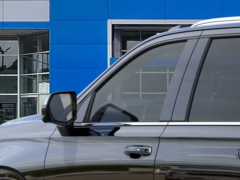 New 2026 Chevrolet Suburban Premier RWD image 12