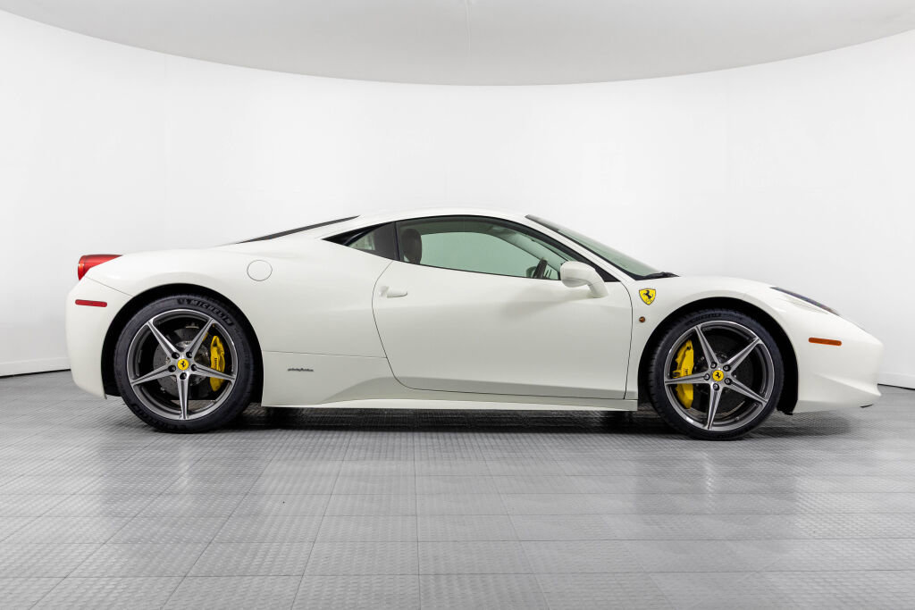 Certified 2014 Ferrari 458 Italia Coupe image 12