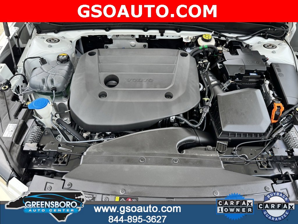 Used 2024 Volvo XC40 B5 Plus w/ Protection Package Premier image 35