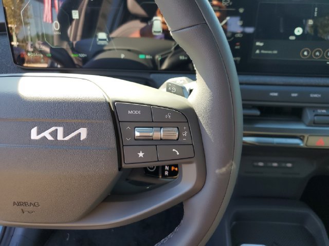 New 2027 Kia EV3 Wind FWD image 29