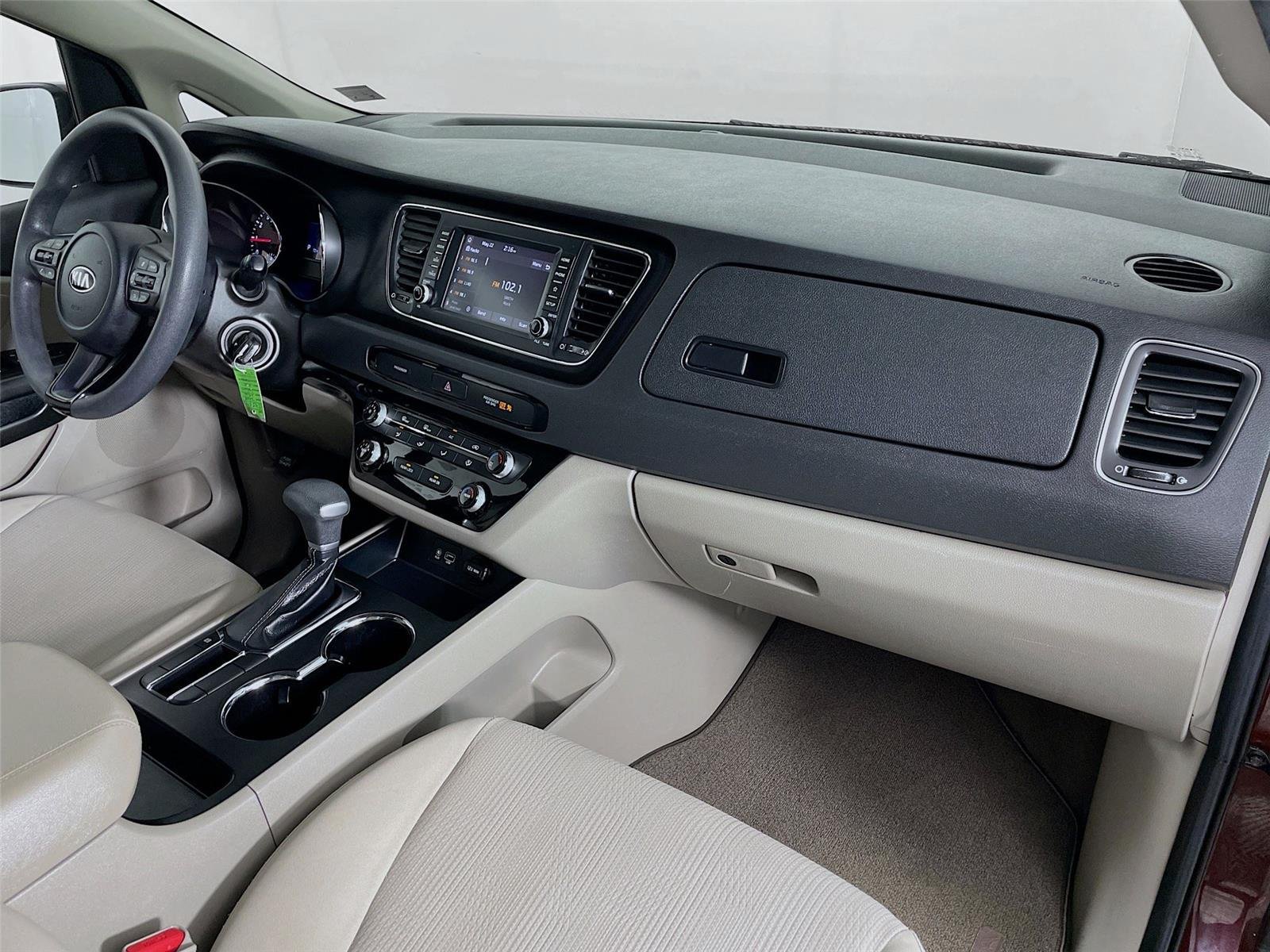 Used 2019 Kia Sedona LX FWD image 31