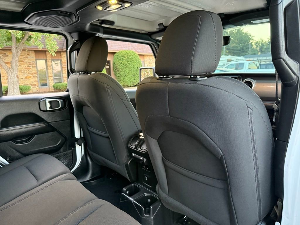 Used 2021 Jeep Wrangler Unlimited Sahara w/ Uconnect 4C Nav & Sound Group image 14