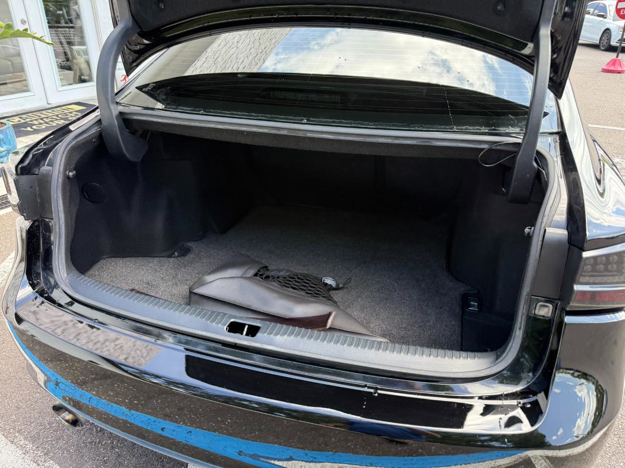 Used 2015 Lexus IS 250 w/ F-Sport Package RWD image 18