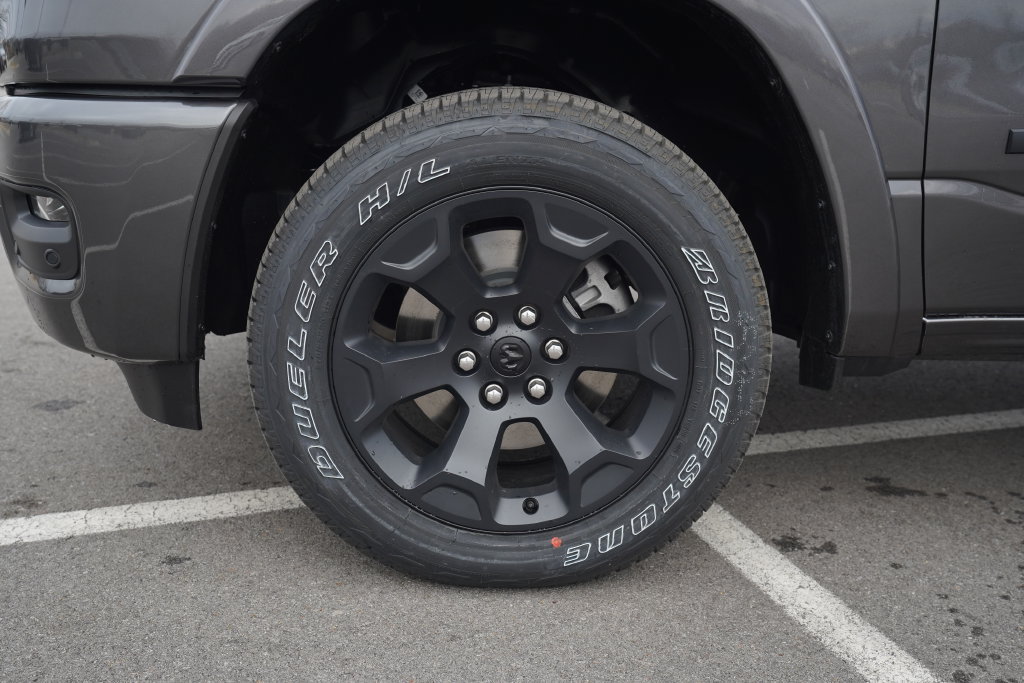 New 2026 RAM 1500 Big Horn AWD/4WD image 10