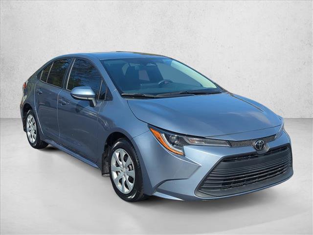 Used 2024 Toyota Corolla LE image 2