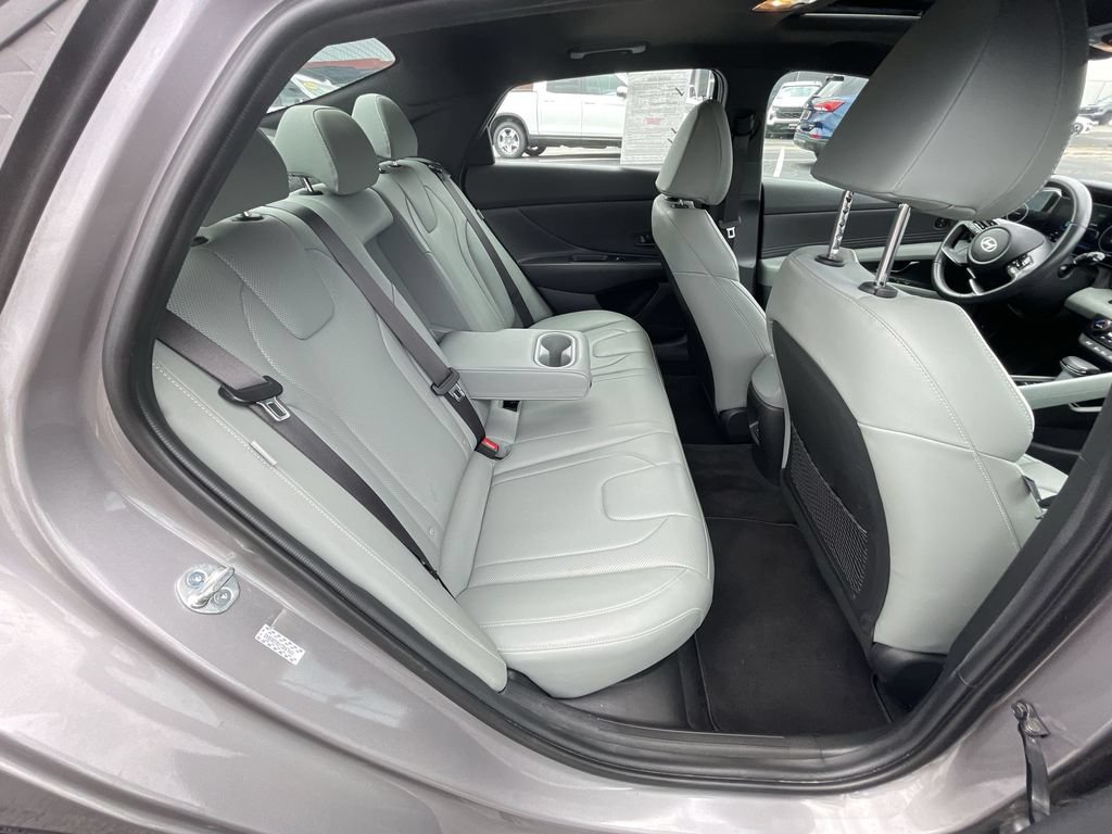 Used 2024 Hyundai Elantra Limited FWD image 27