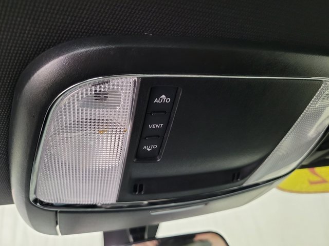 Used 2022 Dodge Charger SXT w/ Leather Interior Group image 43