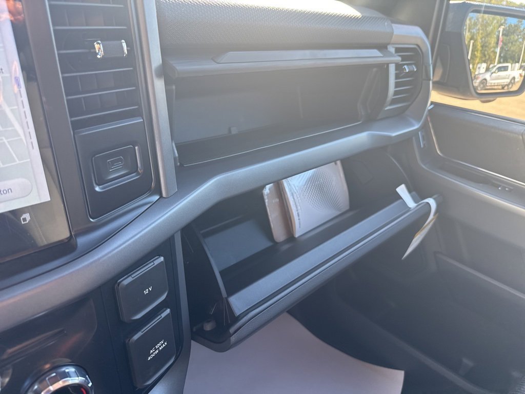New 2025 Ford F150 XLT image 24