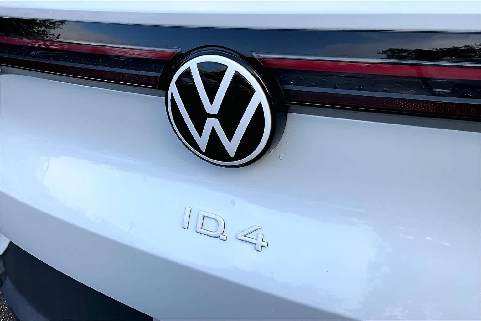 New 2026 Volkswagen ID.4 Pro RWD image 15