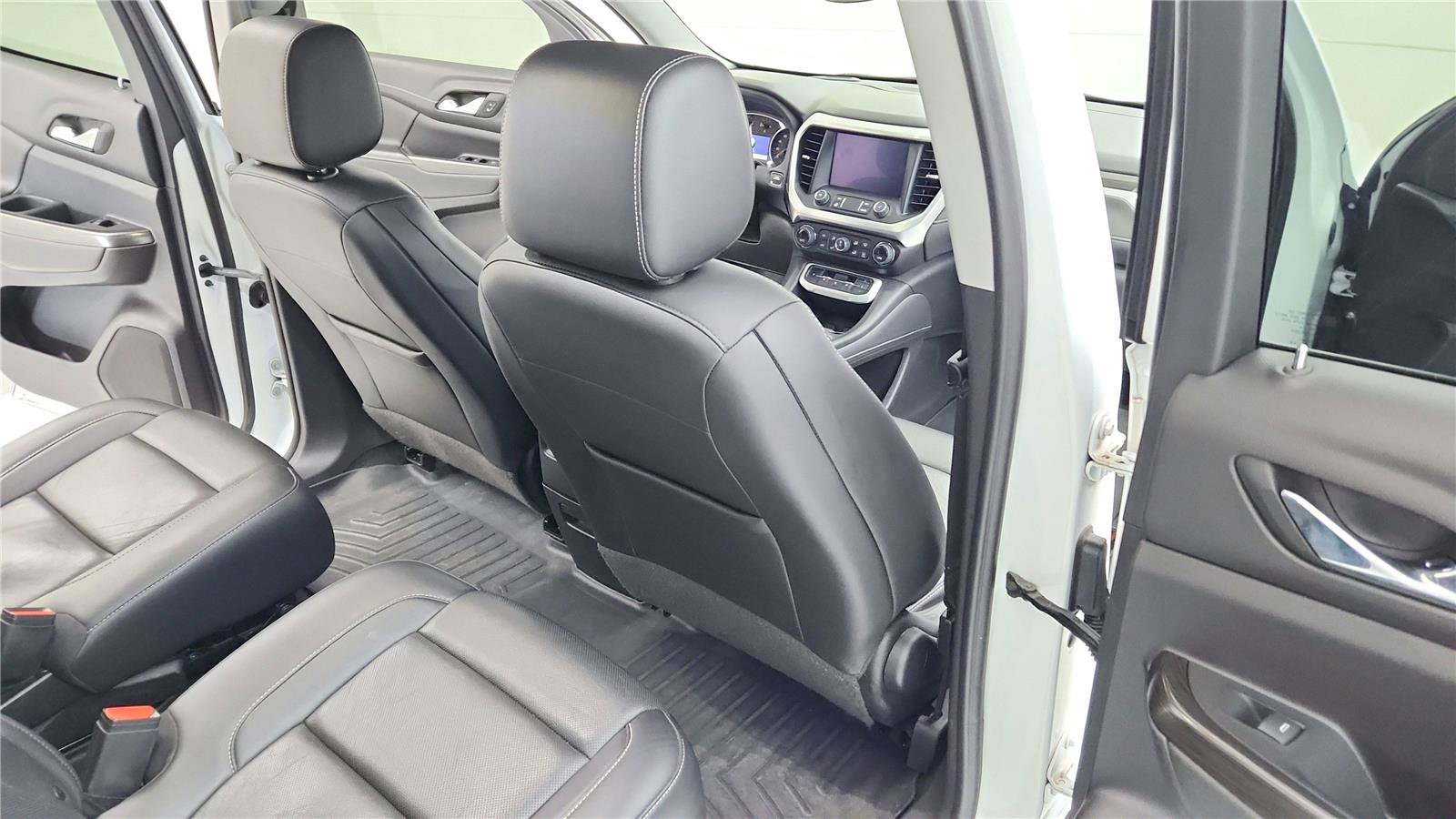 Used 2023 GMC Acadia SLT AWD/4WD image 19