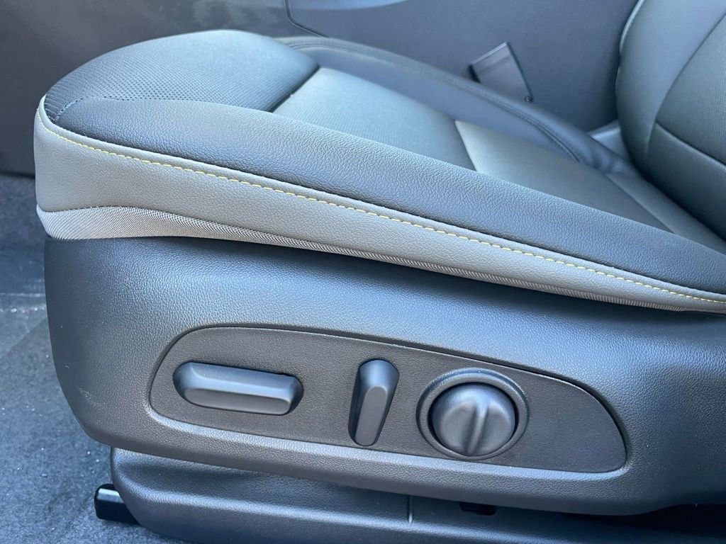 New 2026 Chevrolet Trax ACTIV w/ Driver Confidence Package image 11