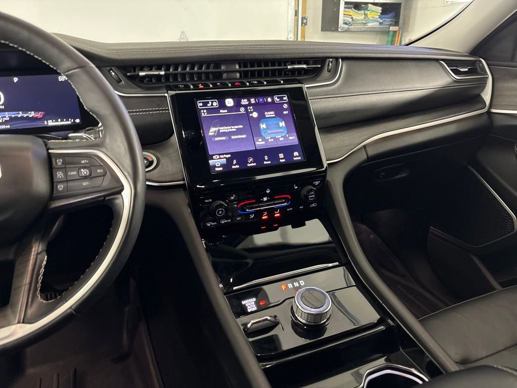 Used 2021 Jeep Grand Cherokee L Limited image 22