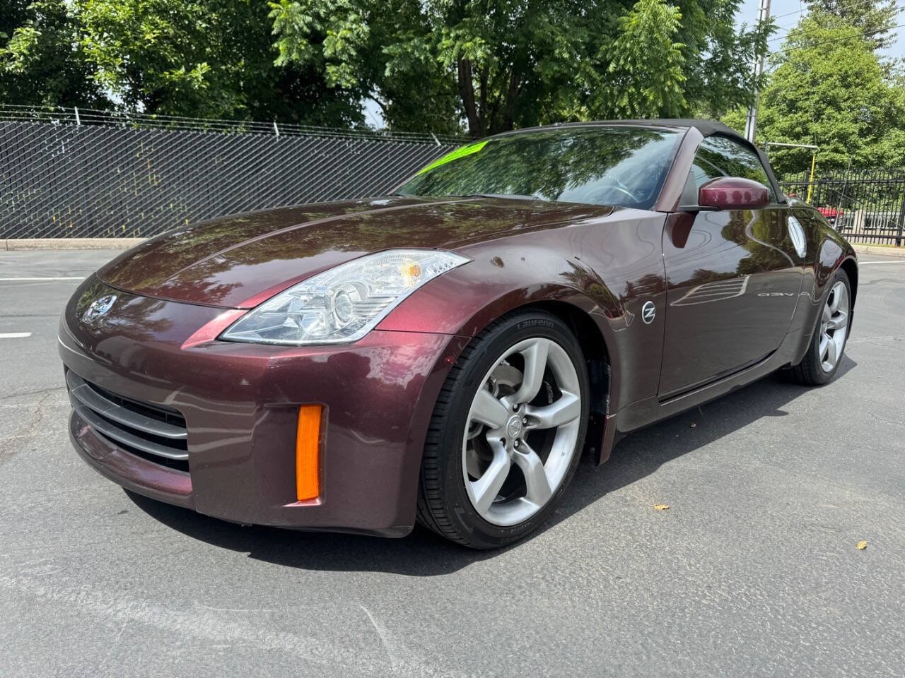 Used 2006 Nissan 350Z Touring RWD image 4
