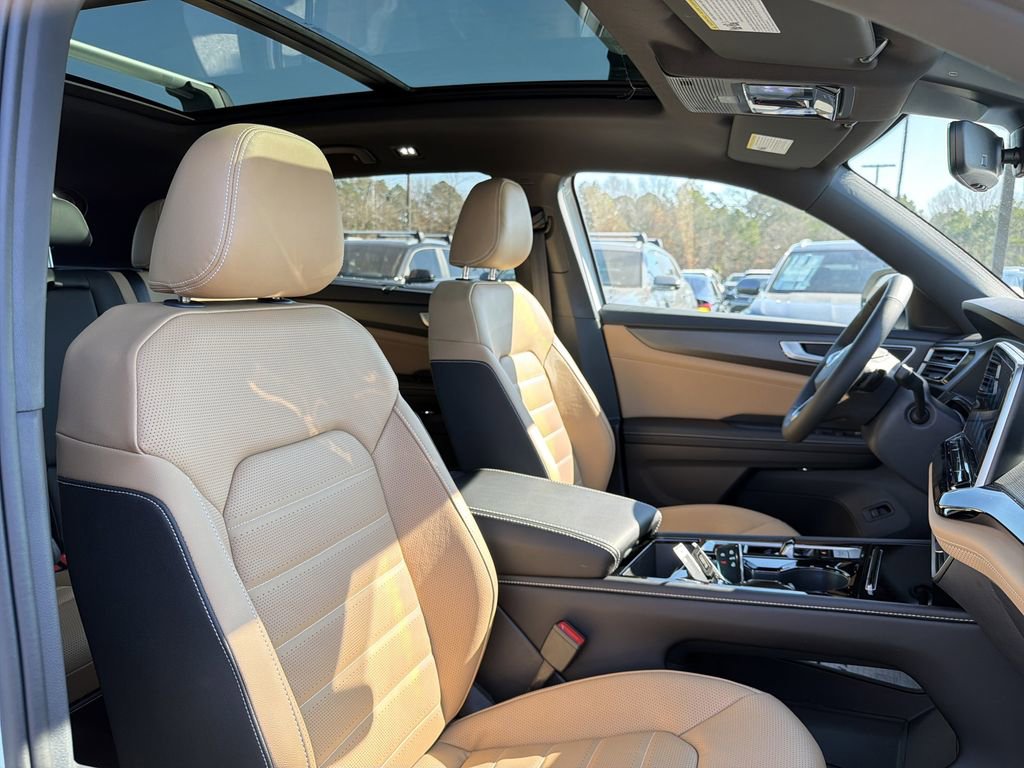 New 2026 Volkswagen Atlas Cross Sport SEL R-Line image 19