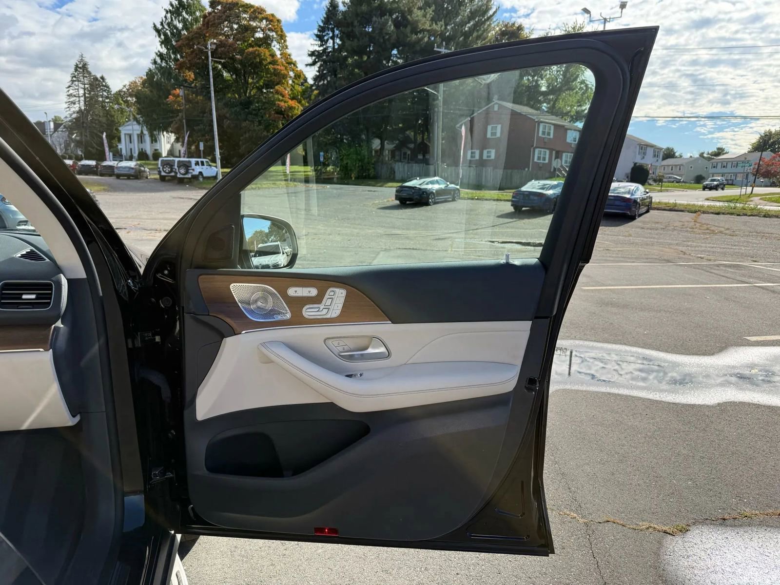 Used 2020 Mercedes-Benz GLS 450 4MATIC image 20