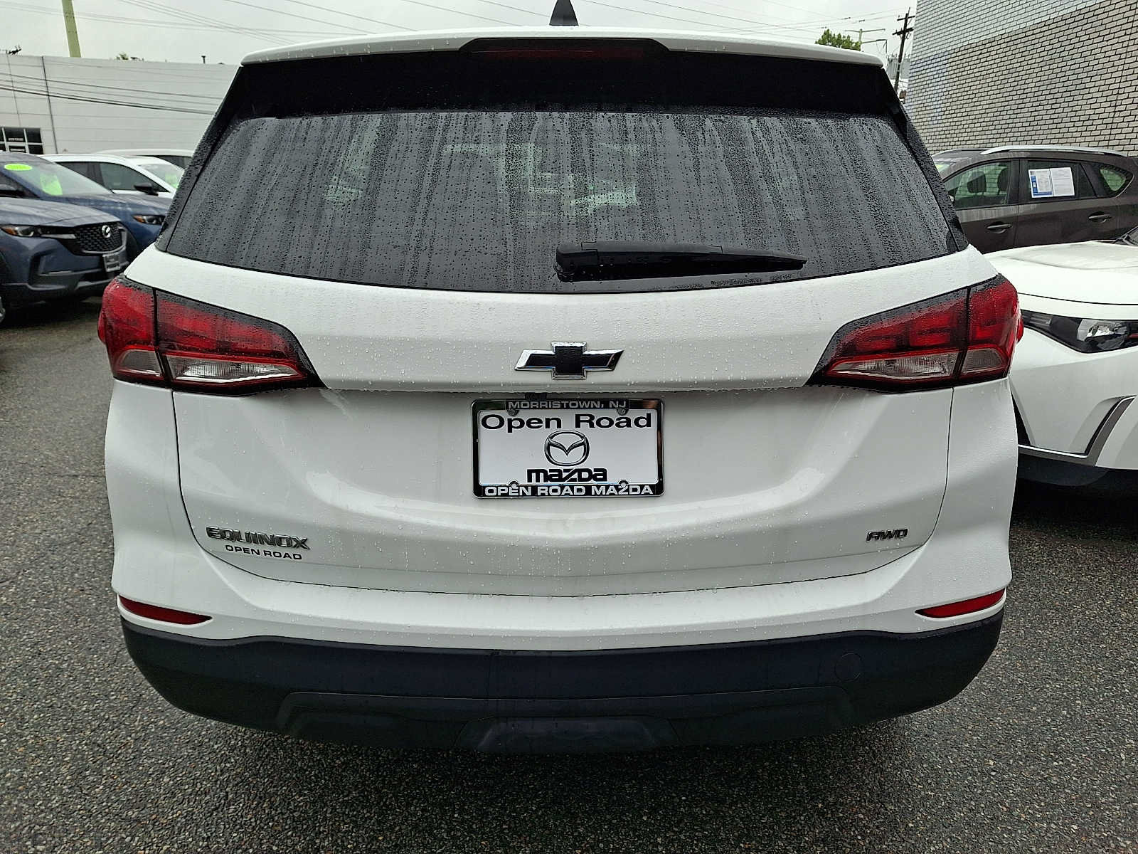 Used 2023 Chevrolet Equinox LS AWD/4WD image 5