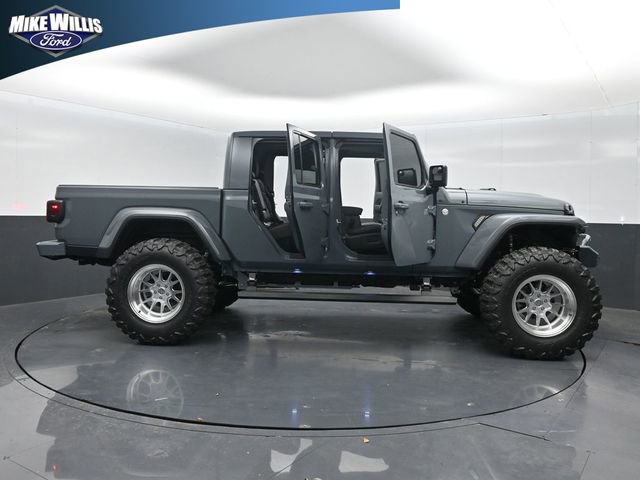 Used 2025 Jeep Gladiator Overland AWD/4WD image 27